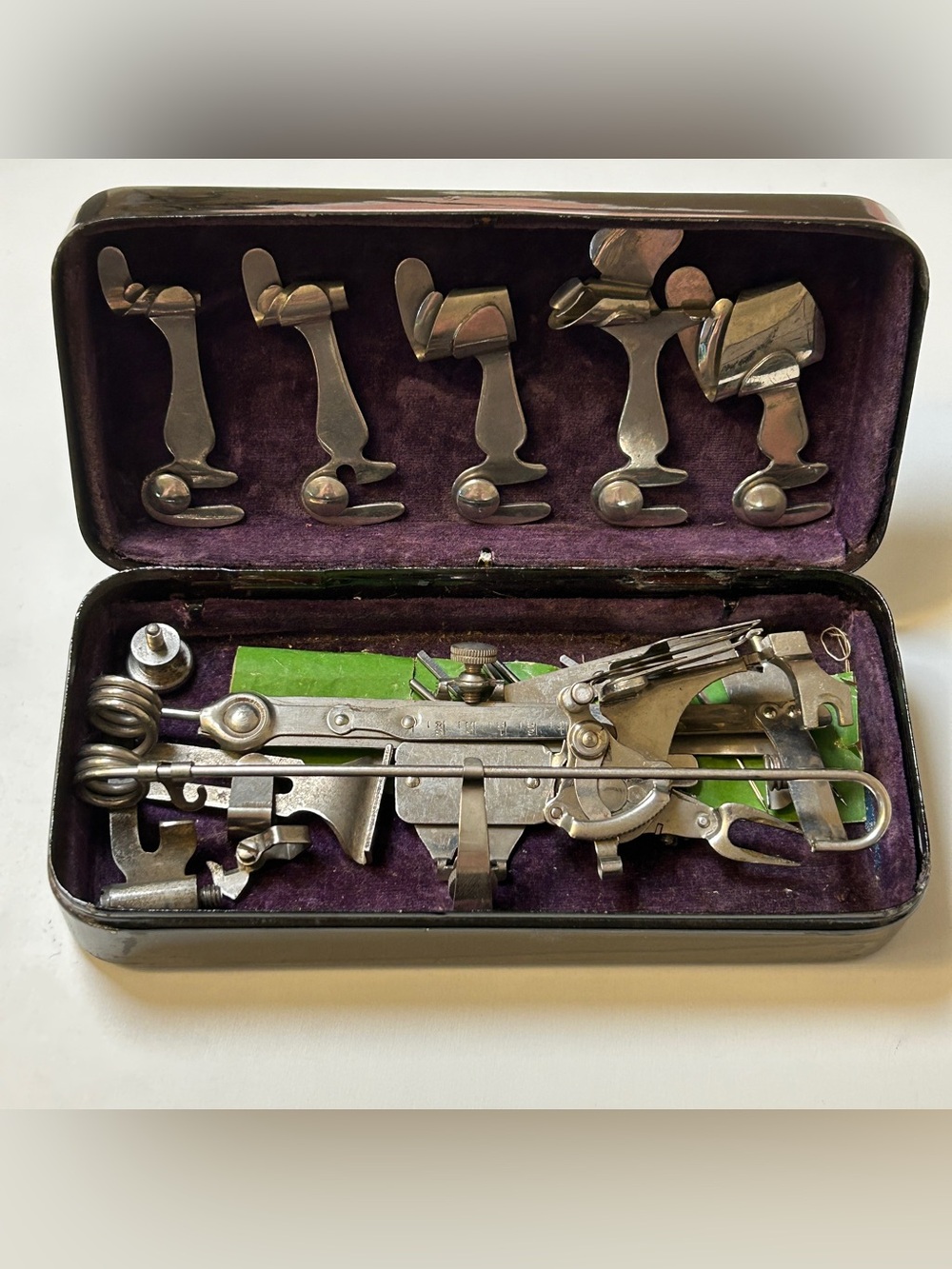 Vintage Sewing Machine Attachments in Storage Box Singer Needles
